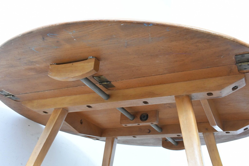 イギリスビンテージ　ERCOL(アーコール)　シンプルで扱いやすいドロップリーフテーブル　(R-087245)