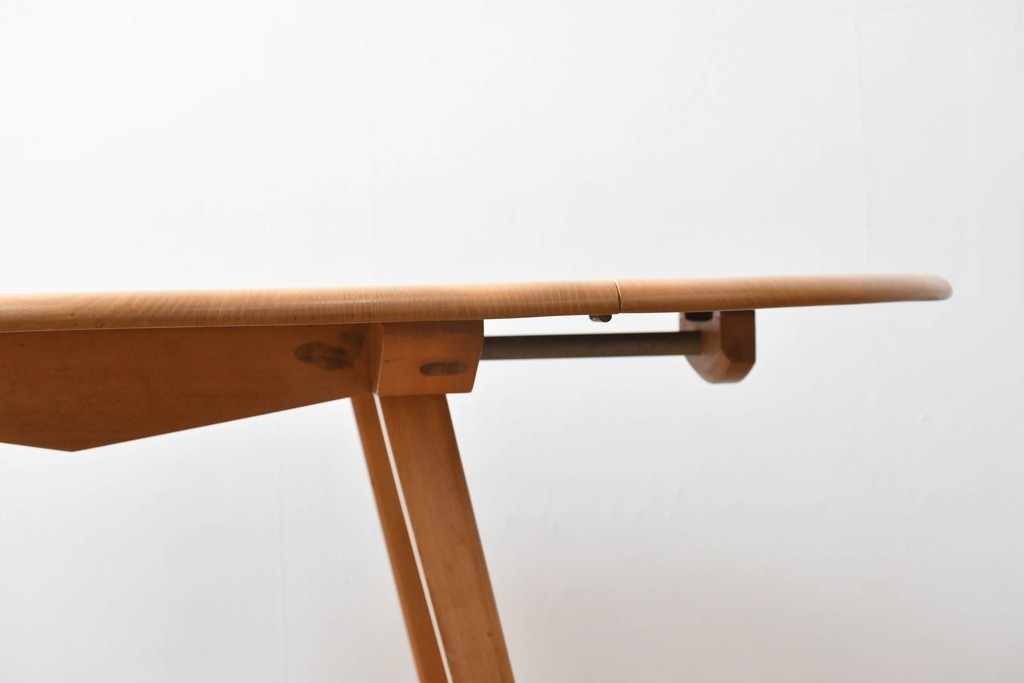 イギリスビンテージ　ERCOL(アーコール)　シンプルで扱いやすいドロップリーフテーブル　(R-087245)