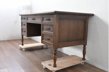 和製ヴィンテージ　国産　ナラ材　収納力に優れた使い勝手の良い両袖デスク　(R-087246)