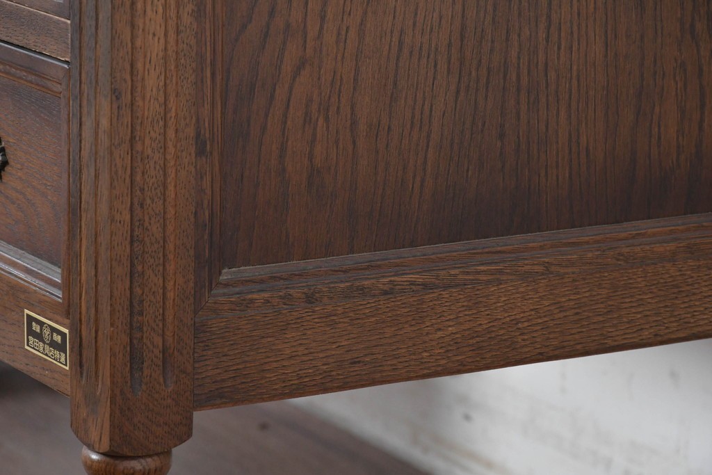 和製ヴィンテージ　国産　ナラ材　収納力に優れた使い勝手の良い両袖デスク　(R-087246)