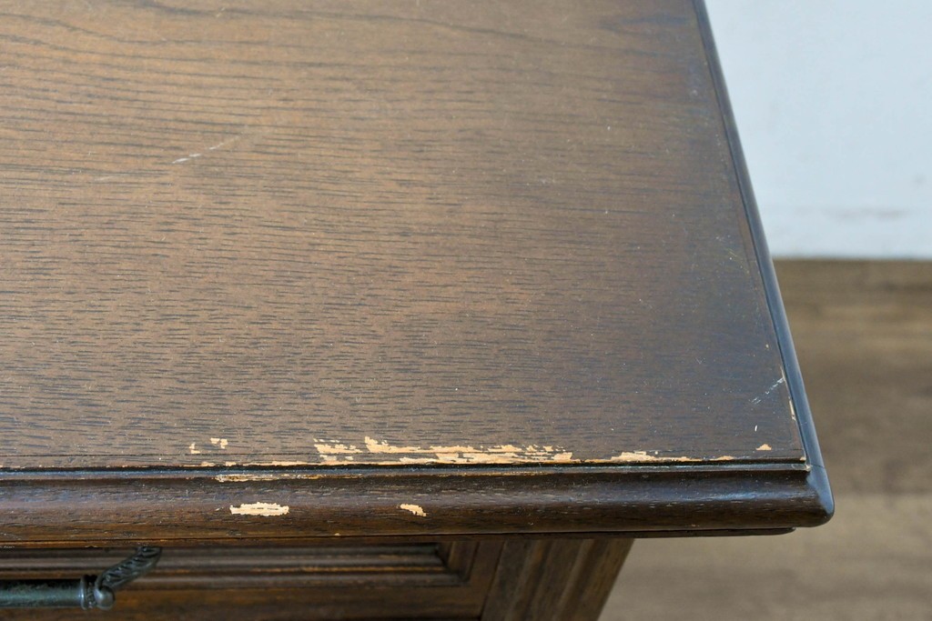 和製ヴィンテージ　国産　ナラ材　収納力に優れた使い勝手の良い両袖デスク　(R-087246)