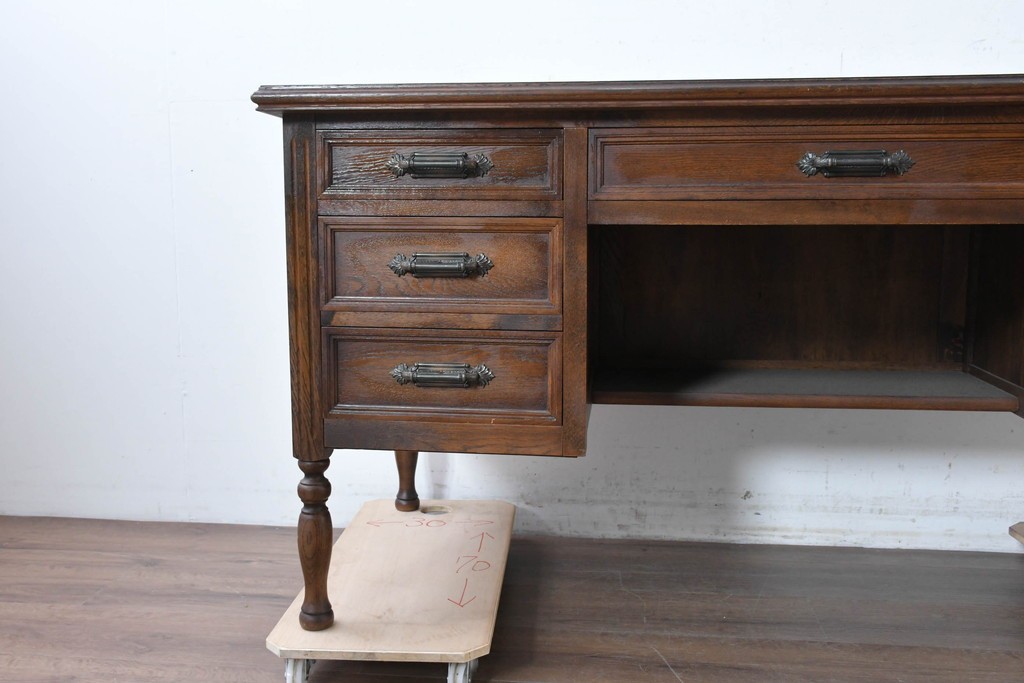 和製ヴィンテージ　国産　ナラ材　収納力に優れた使い勝手の良い両袖デスク　(R-087246)