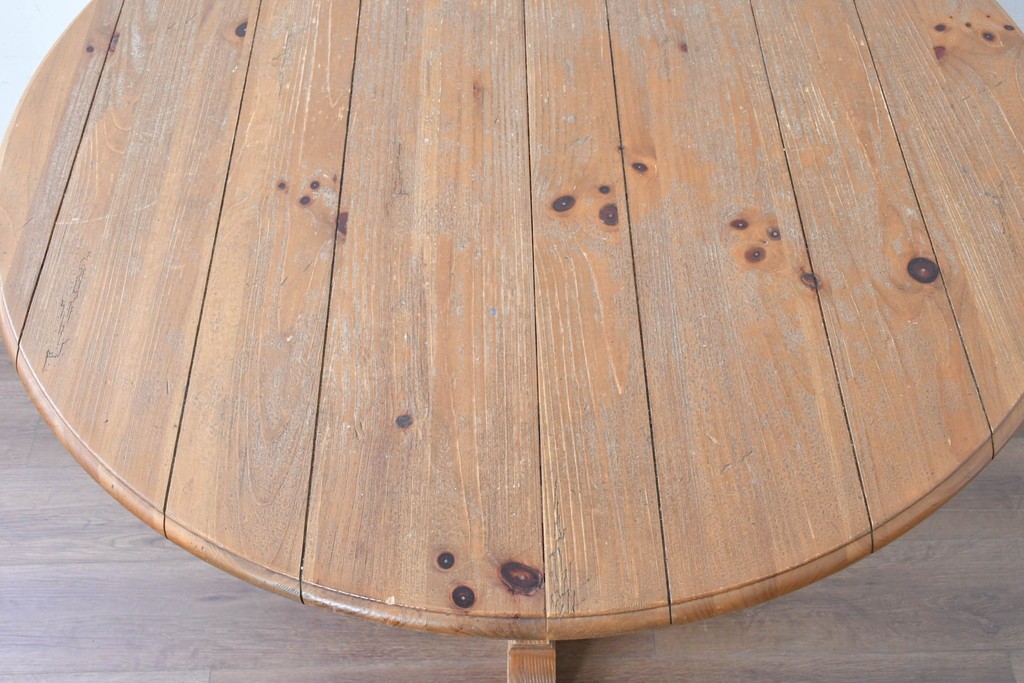 中古　アメリカ　ETHAN ALLEN(イーセンアーレン)　アメリカンカントリー　アンティーク調の素朴な風合いが魅力のエクステンションテーブル　(R-087247)