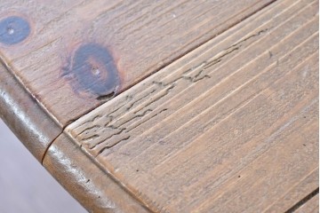 中古　アメリカ　ETHAN ALLEN(イーセンアーレン)　アメリカンカントリー　アンティーク調の素朴な風合いが魅力のエクステンションテーブル　(R-087247)