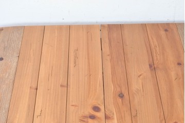 中古　アメリカ　ETHAN ALLEN(イーセンアーレン)　アメリカンカントリー　アンティーク調の素朴な風合いが魅力のエクステンションテーブル　(R-087247)