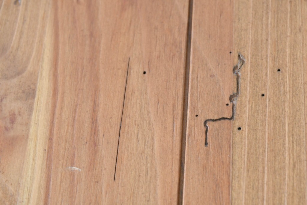 中古　アメリカ　ETHAN ALLEN(イーセンアーレン)　アメリカンカントリー　アンティーク調の素朴な風合いが魅力のエクステンションテーブル　(R-087247)