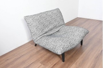 中古　2024年11月購入　ほぼ未使用　Ligne Roset(リーン・ロゼ)　New ROSETCalin2(ロゼカラン2)　リクライニング付き1Pソファ　定価約32万3千円　(R-087248)