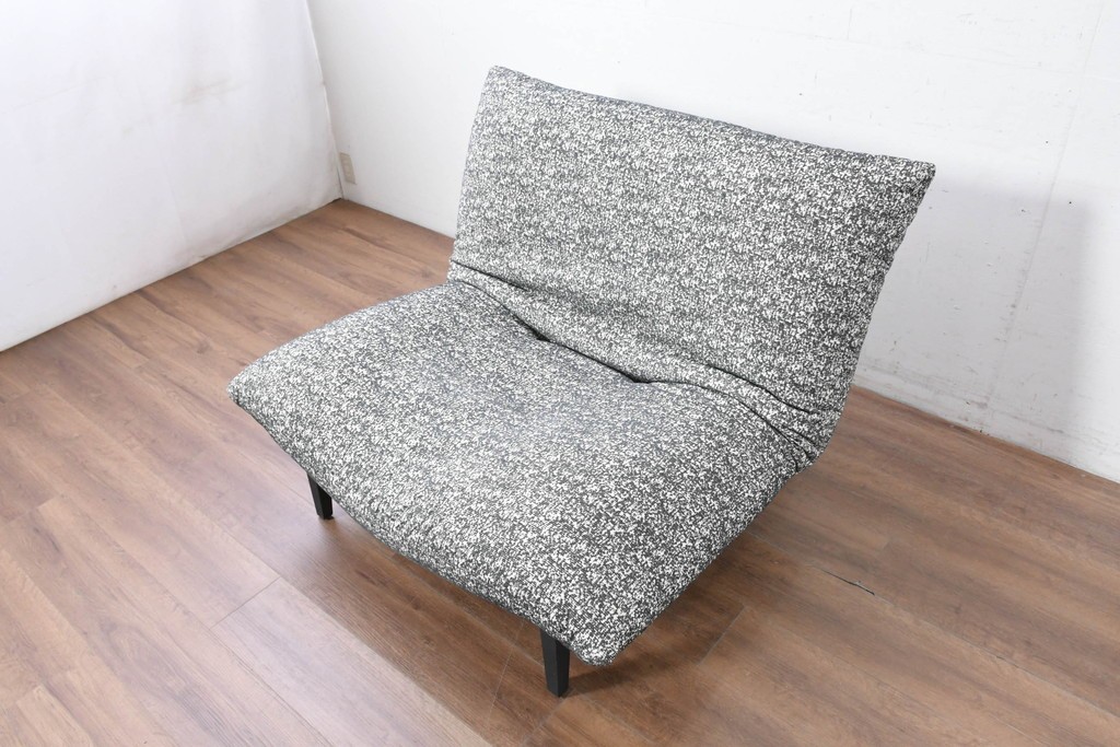 中古　2024年11月購入　ほぼ未使用　Ligne Roset(リーン・ロゼ)　New ROSETCalin2(ロゼカラン2)　リクライニング付き1Pソファ　定価約32万3千円　(R-087248)