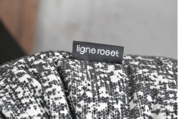 中古　2024年11月購入　ほぼ未使用　Ligne Roset(リーン・ロゼ)　New ROSETCalin2(ロゼカラン2)　リクライニング付き1Pソファ　定価約32万3千円　(R-087248)