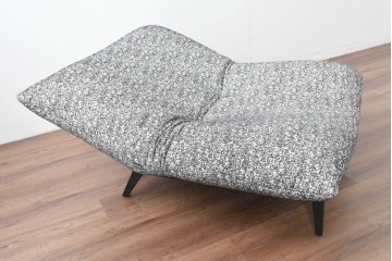 中古　2024年11月購入　ほぼ未使用　Ligne Roset(リーン・ロゼ)　New ROSETCalin2(ロゼカラン2)　リクライニング付き1Pソファ　定価約32万3千円　(R-087248)