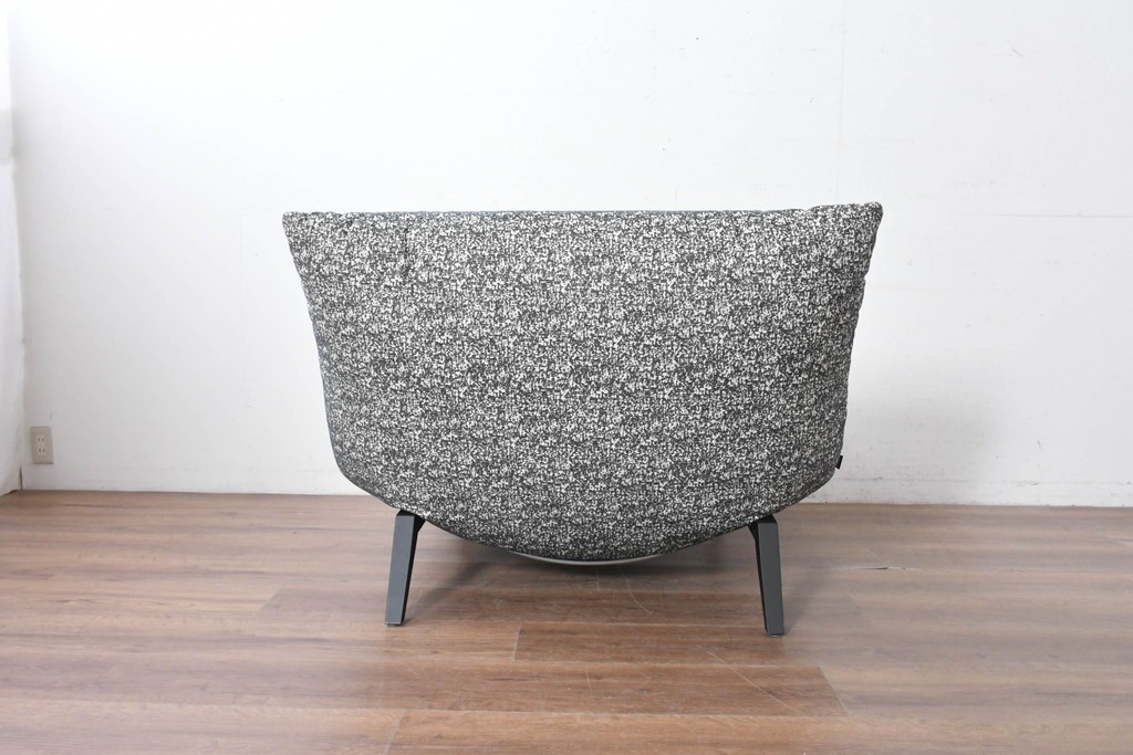 中古　2024年11月購入　ほぼ未使用　Ligne Roset(リーン・ロゼ)　New ROSETCalin2(ロゼカラン2)　リクライニング付き1Pソファ　定価約32万3千円　(R-087248)