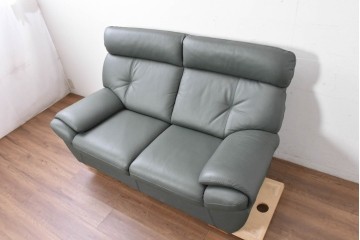 中古　FALIO JAPAN取扱い　ASE社　本革　ゆったりくつろげる2人掛けソファ　(R-087249)