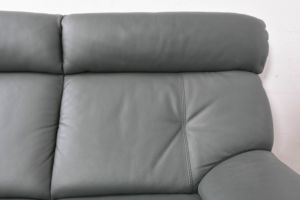 中古　FALIO JAPAN取扱い　ASE社　本革　ゆったりくつろげる2人掛けソファ　(R-087249)