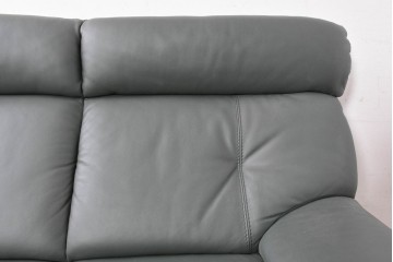 中古　FALIO JAPAN取扱い　ASE社　本革　ゆったりくつろげる2人掛けソファ　(R-087249)