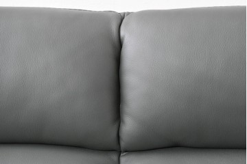 中古　FALIO JAPAN取扱い　ASE社　本革　ゆったりくつろげる2人掛けソファ　(R-087249)