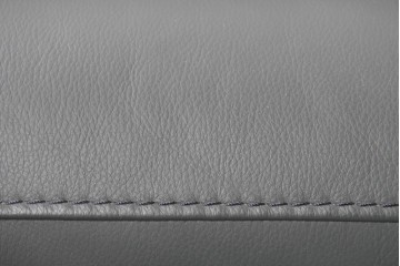 中古　FALIO JAPAN取扱い　ASE社　本革　ゆったりくつろげる2人掛けソファ　(R-087249)