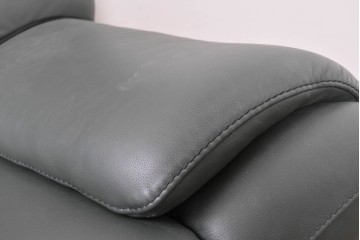 中古　FALIO JAPAN取扱い　ASE社　本革　ゆったりくつろげる2人掛けソファ　(R-087249)