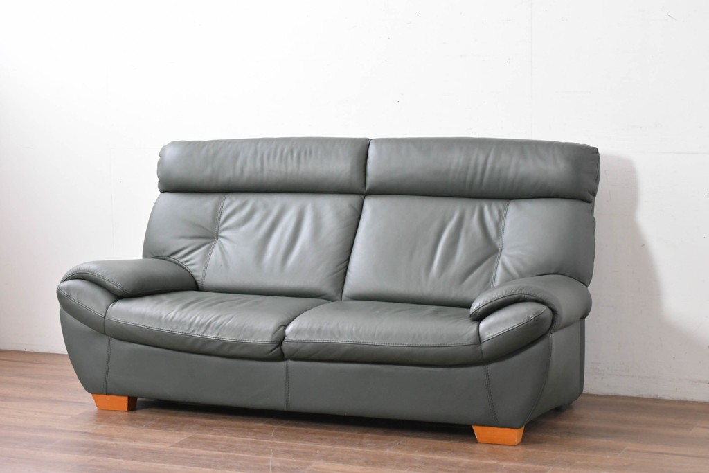 中古　FALIO JAPAN取扱い　ASE社　本革　ゆったりくつろげる2人掛けソファ　定価約29万円　(R-087250)