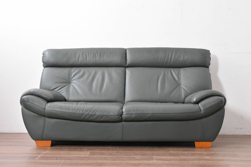 中古　FALIO JAPAN取扱い　ASE社　本革　ゆったりくつろげる2人掛けソファ　定価約29万円　(R-087250)