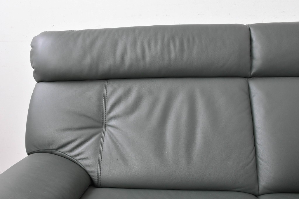 中古　FALIO JAPAN取扱い　ASE社　本革　ゆったりくつろげる2人掛けソファ　定価約29万円　(R-087250)