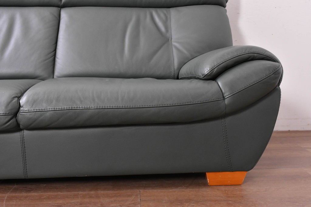 中古　FALIO JAPAN取扱い　ASE社　本革　ゆったりくつろげる2人掛けソファ　定価約29万円　(R-087250)