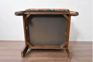 中古　カントリーハウス　Brugge(ブルージュ)　優雅な花鳥柄の一人掛けソファ　定価約19万円　(R-087255)