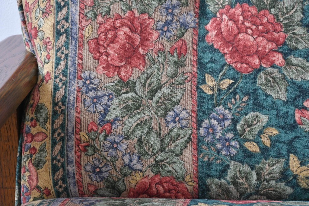 中古　三越家具　COUNTRY HOUSE(カントリーハウス)　Brugge(ブルージュ)　優雅な花鳥柄の一人掛けソファ　定価約19万円　(R-087255)