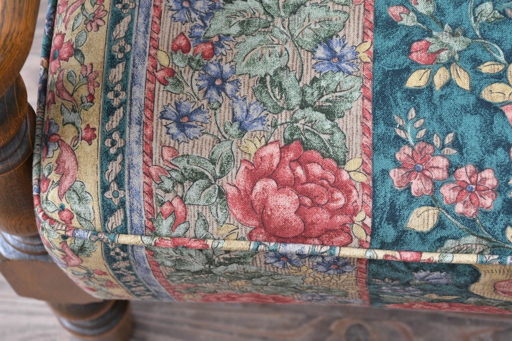 中古　三越家具　COUNTRY HOUSE(カントリーハウス)　Brugge(ブルージュ)　優雅な花鳥柄の一人掛けソファ　定価約19万円　(R-087255)