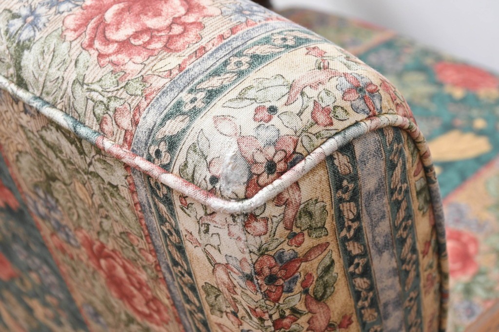 中古　三越家具　COUNTRY HOUSE(カントリーハウス)　Brugge(ブルージュ)　優雅な花鳥柄の一人掛けソファ　定価約19万円　(R-087255)