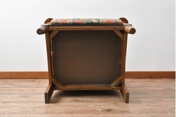 中古　三越家具　COUNTRY HOUSE(カントリーハウス)　Brugge(ブルージュ)　優雅な花鳥柄の一人掛けソファ　定価約19万円　(R-087255)