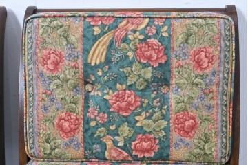 中古　カントリーハウス　Brugge(ブルージュ)　華やかな花鳥柄のラウンジチェア4脚　セット定価約41万円　(R-087256)