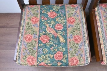 中古　カントリーハウス　Brugge(ブルージュ)　華やかな花鳥柄のラウンジチェア4脚　セット定価約41万円　(R-087256)