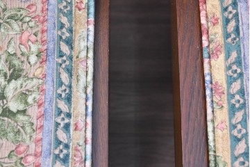 中古　カントリーハウス　Brugge(ブルージュ)　華やかな花鳥柄のラウンジチェア4脚　セット定価約41万円　(R-087256)