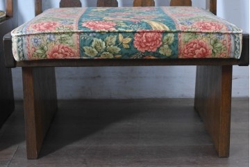 中古　カントリーハウス　Brugge(ブルージュ)　華やかな花鳥柄のラウンジチェア4脚　セット定価約41万円　(R-087256)