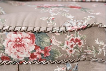 中古　美品　飛騨産業　キツツキ　穂高シリーズ　花柄とフリルが華やかな1人掛けソファ5脚セット　定価(5脚合計)約65万円　(R-087258)