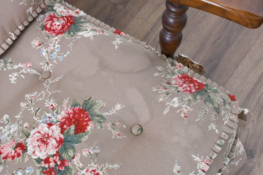 中古　美品　飛騨産業　キツツキ　穂高シリーズ　花柄とフリルが華やかな1人掛けソファ5脚セット　定価(5脚合計)約65万円　(R-087258)