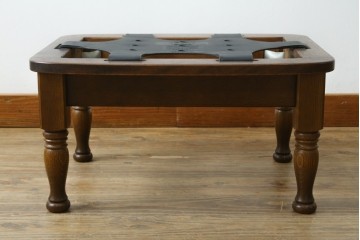 中古　美品　飛騨産業　キツツキ　穂高シリーズ　花柄とフリルが華やかなオットマン　(R-087259)