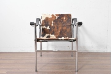 中古　Cassina(カッシーナ)　ル・コルビュジエ(Le Corbusier)　ピエール・ジャンヌレ(Pierre Jeanneret)　シャルロット・ペリアン(Charlotte Perriand)　LC1　スリングチェア　現行定価約78万円　(R-087261)