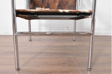 中古　Cassina(カッシーナ)　ル・コルビュジエ(Le Corbusier)　ピエール・ジャンヌレ(Pierre Jeanneret)　シャルロット・ペリアン(Charlotte Perriand)　LC1　スリングチェア　現行定価約78万円　(R-087261)