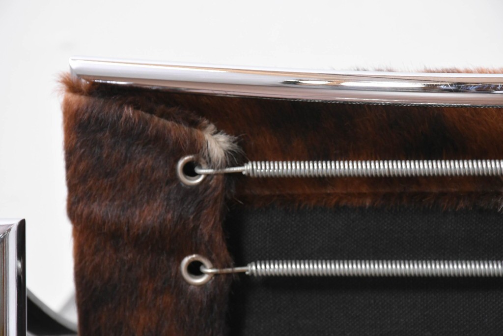 中古　Cassina(カッシーナ)　ル・コルビュジエ(Le Corbusier)　ピエール・ジャンヌレ(Pierre Jeanneret)　シャルロット・ペリアン(Charlotte Perriand)　LC1　スリングチェア　現行定価約78万円　(R-087261)