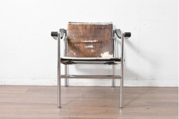 中古　Cassina(カッシーナ)　ル・コルビュジエ(Le Corbusier)　ピエール・ジャンヌレ(Pierre Jeanneret)　シャルロット・ペリアン(Charlotte Perriand)　LC1　スリングチェア　現行定価約78万円　(R-087262)