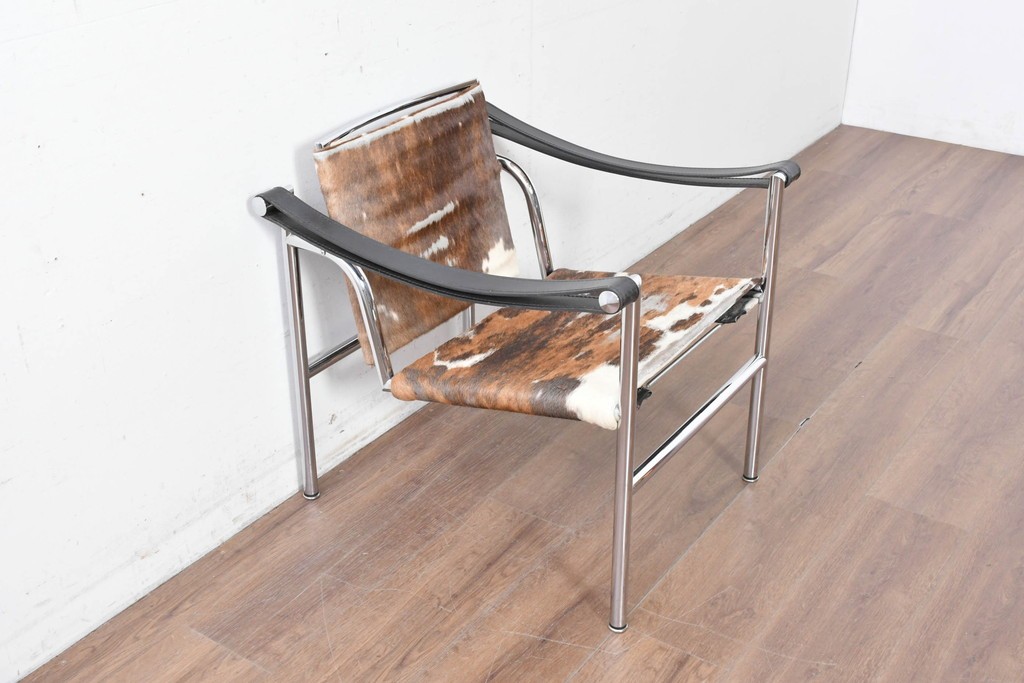 中古　Cassina(カッシーナ)　ル・コルビュジエ(Le Corbusier)　ピエール・ジャンヌレ(Pierre Jeanneret)　シャルロット・ペリアン(Charlotte Perriand)　LC1　スリングチェア　現行定価約78万円　(R-087262)