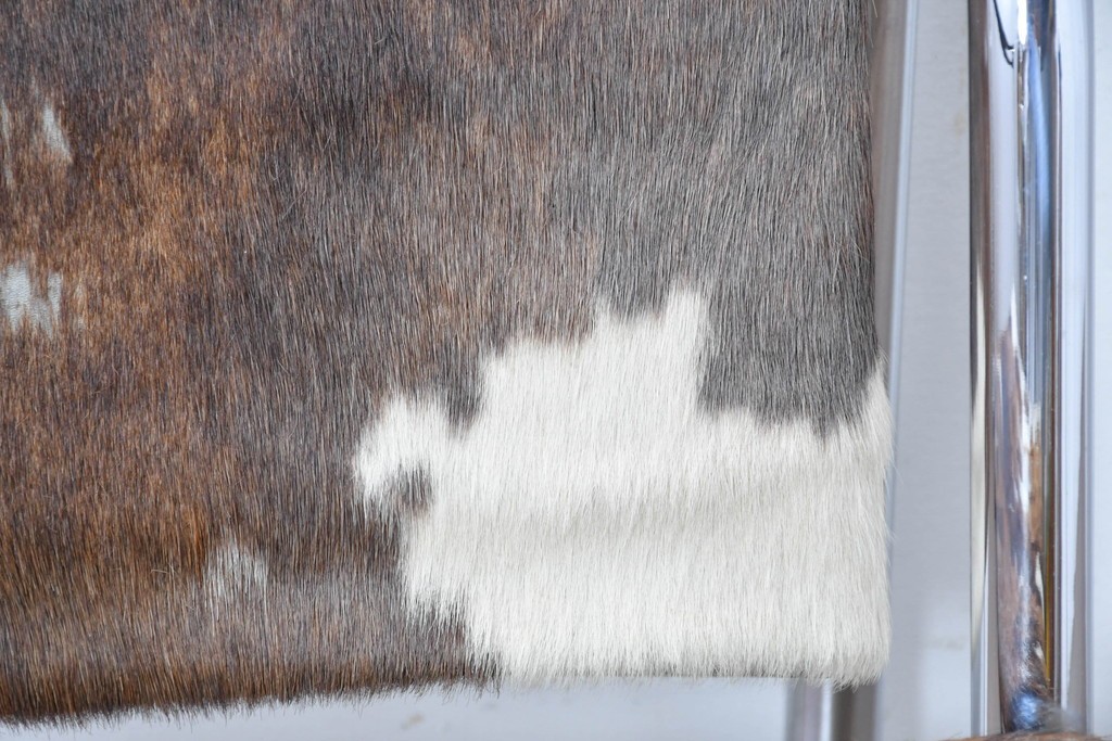 中古　Cassina(カッシーナ)　ル・コルビュジエ(Le Corbusier)　ピエール・ジャンヌレ(Pierre Jeanneret)　シャルロット・ペリアン(Charlotte Perriand)　LC1　スリングチェア　現行定価約78万円　(R-087262)