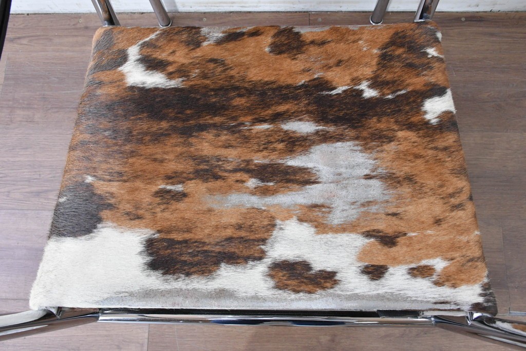 中古　Cassina(カッシーナ)　ル・コルビュジエ(Le Corbusier)　ピエール・ジャンヌレ(Pierre Jeanneret)　シャルロット・ペリアン(Charlotte Perriand)　LC1　スリングチェア　現行定価約78万円　(R-087262)