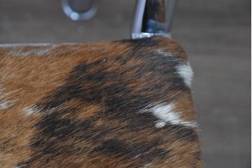 中古　Cassina(カッシーナ)　ル・コルビュジエ(Le Corbusier)　ピエール・ジャンヌレ(Pierre Jeanneret)　シャルロット・ペリアン(Charlotte Perriand)　LC1　スリングチェア　現行定価約78万円　(R-087262)