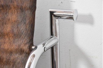 中古　Cassina(カッシーナ)　ル・コルビュジエ(Le Corbusier)　ピエール・ジャンヌレ(Pierre Jeanneret)　シャルロット・ペリアン(Charlotte Perriand)　LC1　スリングチェア　現行定価約78万円　(R-087262)