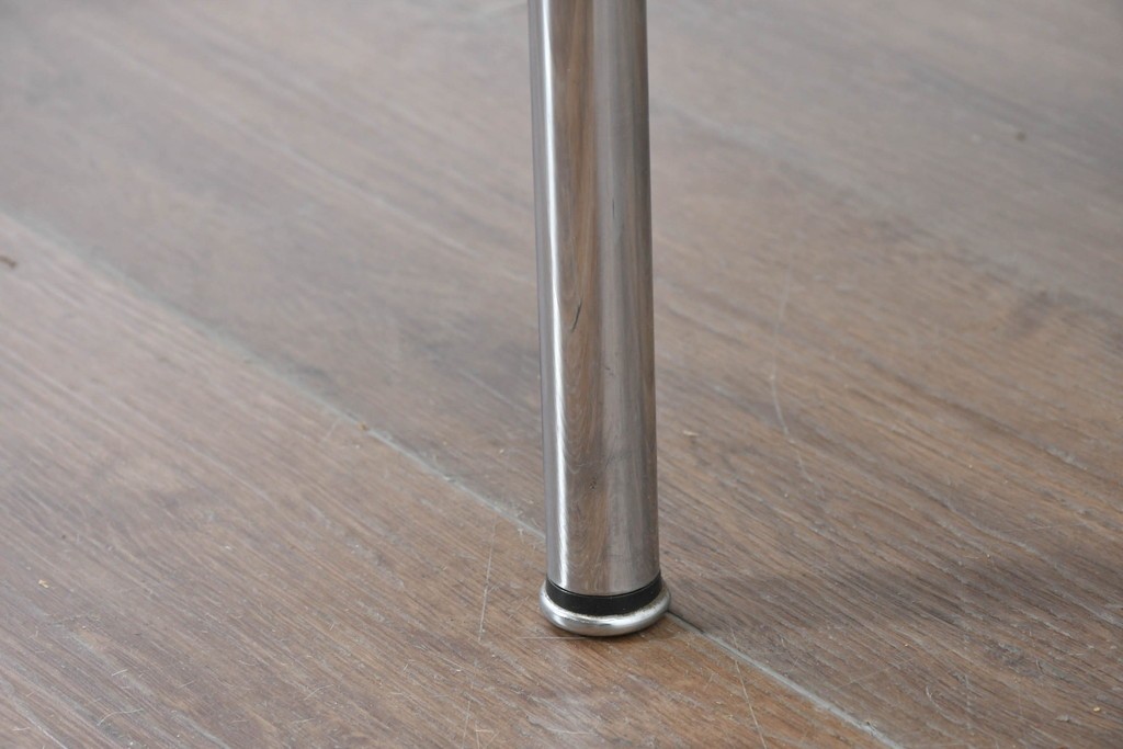 中古　Cassina(カッシーナ)　ル・コルビュジエ(Le Corbusier)　ピエール・ジャンヌレ(Pierre Jeanneret)　シャルロット・ペリアン(Charlotte Perriand)　LC1　スリングチェア　現行定価約78万円　(R-087262)