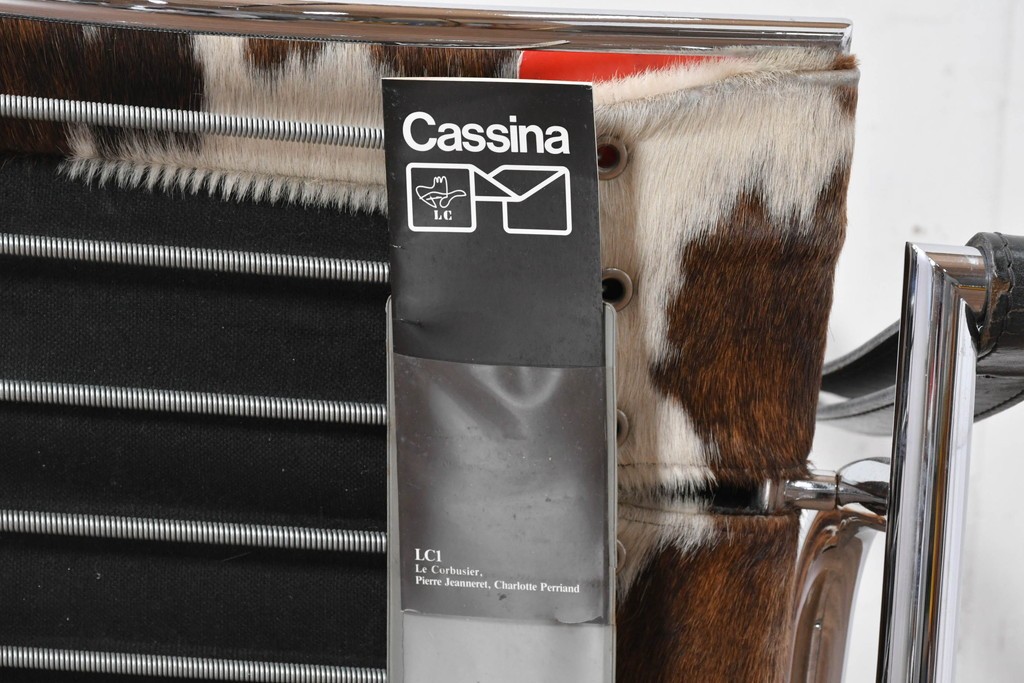 中古　Cassina(カッシーナ)　ル・コルビュジエ(Le Corbusier)　ピエール・ジャンヌレ(Pierre Jeanneret)　シャルロット・ペリアン(Charlotte Perriand)　LC1　スリングチェア　現行定価約78万円　(R-087262)
