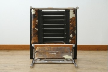 中古　Cassina(カッシーナ)　ル・コルビュジエ(Le Corbusier)　ピエール・ジャンヌレ(Pierre Jeanneret)　シャルロット・ペリアン(Charlotte Perriand)　LC1　スリングチェア　現行定価約78万円　(R-087262)