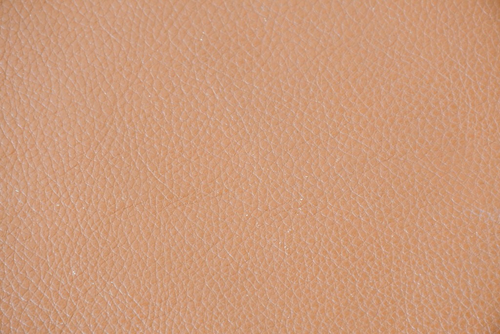 中古　美品　FUJI FURNITURE(冨士ファニチア)　Mysa(ミーサ)　上品でモダンなリクライニングチェアとスツールのセット　定価約24万円　(R-087263)